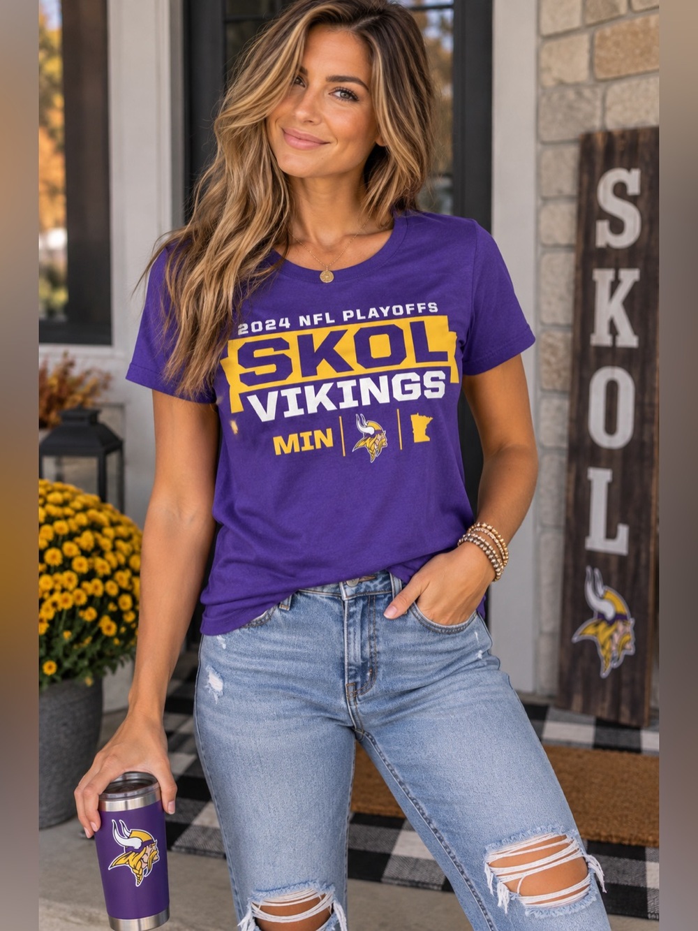 🏈 NWT NFL Minnesota Vikings 2024 Playoffs SKOL Women’s Small Purple T-Shirt